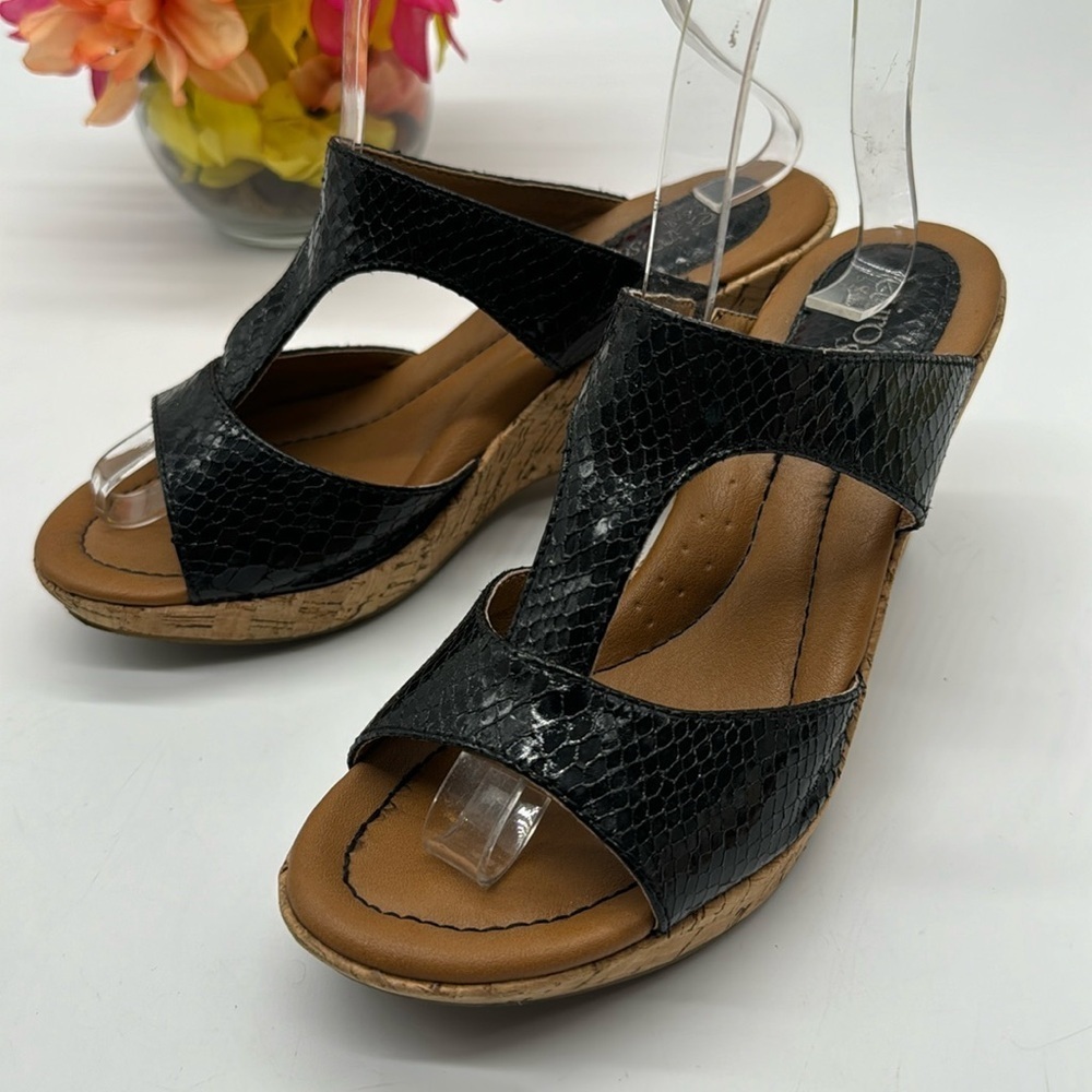 EuroSoft Black Snakeskin Cork Wedge Sandals Size 7 BSN6827F